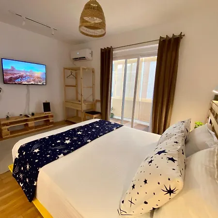 Lucas Oasis Apartment *