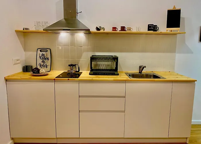 Апартаменты Lucas Oasis *